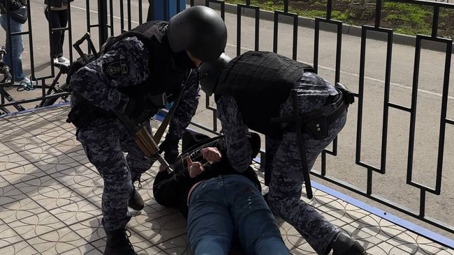 «Террористы в школе» - Ольга Сухорукова