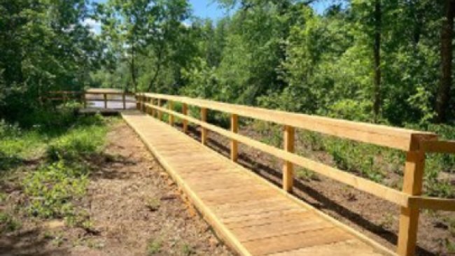 На Перекатах продолжается обустройство экотропы