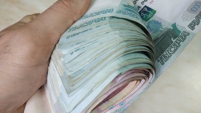 В Бузулуке работникам выплатили многомиллионный долг после вмешательства прокуратуры