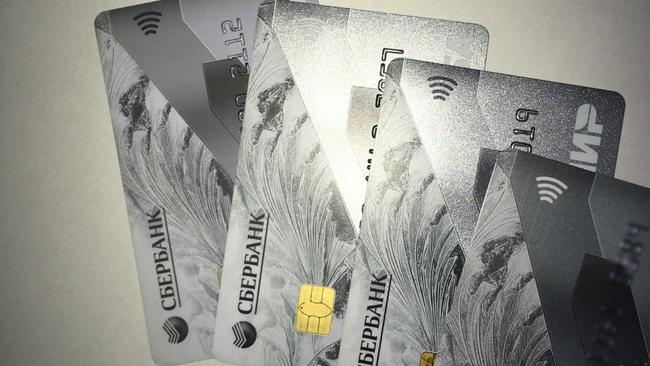 Сбербанк намерен продлить действие банковских карт с истекшим сроком действия