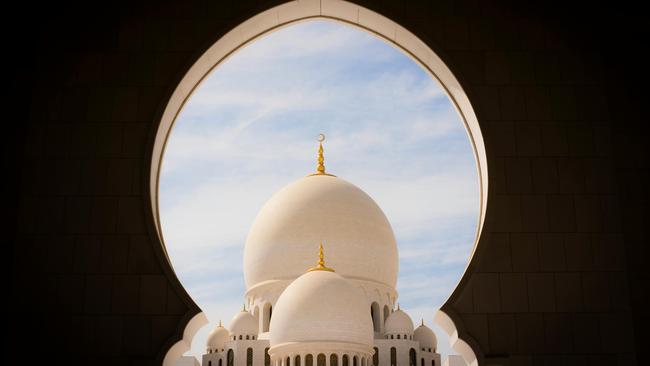 Поздравляем всех Мусульман с началом Свящённого и радостного месяца Рамадан