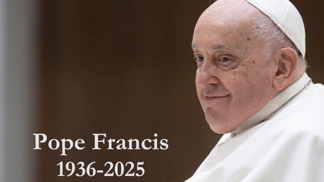 Папа Франциск скончался в возрасте 88 лет, сообщает Reuters со ссылкой на Ватикан.