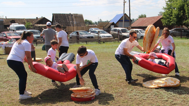 От золотых юбиляров до молодых пар
