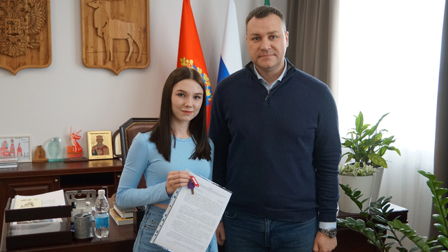 Не осталась одна: как город подарил юной бузулучанке квартиру 