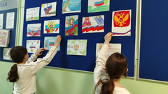 День Конституции в школах Бузулука: от рисунков до всероссийского теста