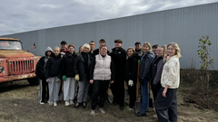 В посёлке Искра появилась новая аллея из пирамидальных тополей