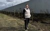 Искра становится зеленее: в посёлке высадили аллею из тополей
