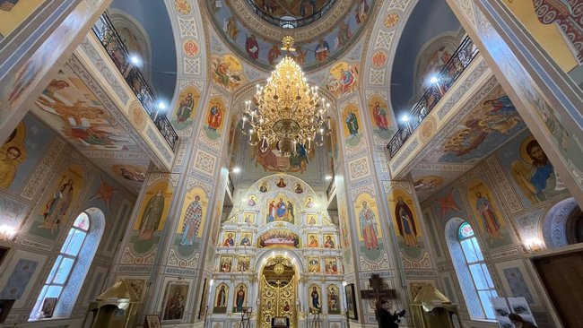 В кафедральном соборе завершили роспись стен