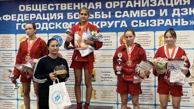 Бузулукская школьница выиграла 8 боёв подряд и едет на Первенство России