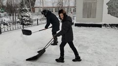 Кто помог справиться со снегопадами в районе