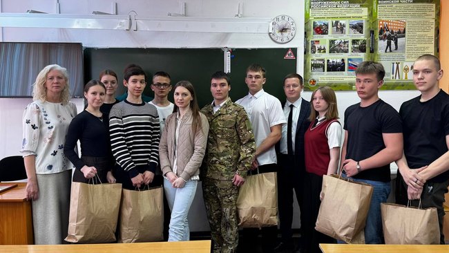 Новая форма — новые победы: школьникам Красногвардейца помогли подготовиться к «Зарнице»