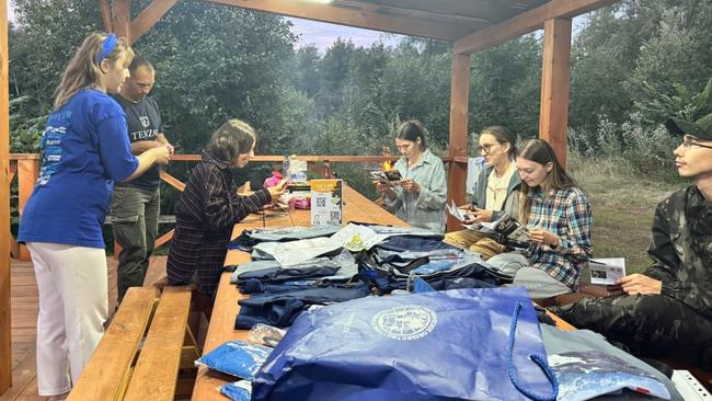 Зачем волонтёры со всей страны приехали в Бузулукский бор 