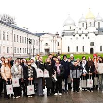 Школьники из Бузулукского района посетили значимые места Новгородской земли