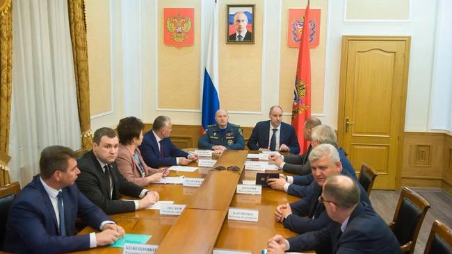 Губернатор Денис Паслер подробно сообщил президенту о паводковой ситуации в Оренбургской области. 