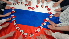 Символ поддержки: школьники Бузулукского района шьют обереги для бойцов