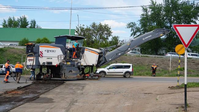 Асфальт обновят: на Грачевской стартовал капитальный ремонт