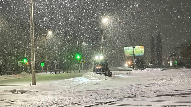 Снег убрали, порядок навели