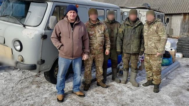 Помощь и единство: Поддержка фронта