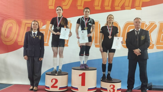 Призёром Всероссийских соревнований по пауэрлифтингу стала бузулучанка