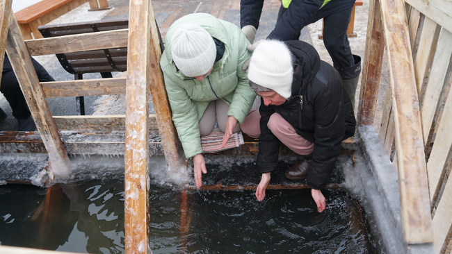 В Бузулуке прошли крещенские купания на реке Самаре