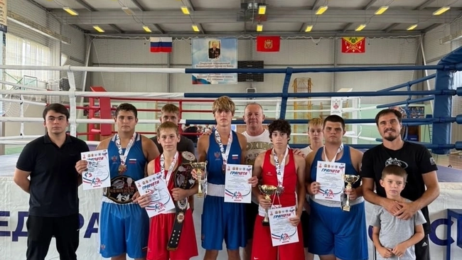 Бузулучане среди победителей турнира по боксу в Соль-Илецке