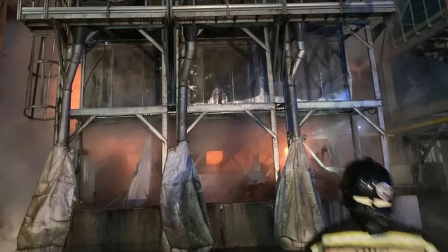 Ночью на маслозаводе в Бузулуке произошёл пожар