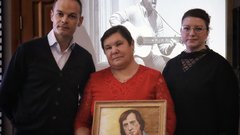 Тёплый вечер в честь человека, чьи песни не стареют