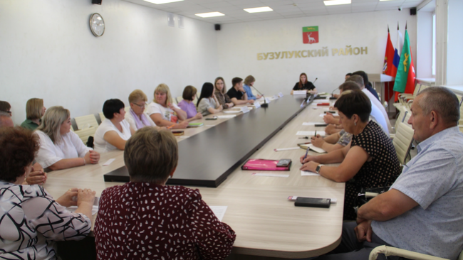 Безопасное лето: в Бузулукском районе обсудили профилактику правонарушений