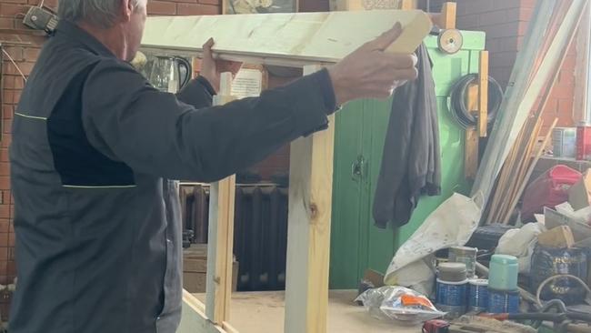 «День из жизни столяра» - Дарья Мостовая