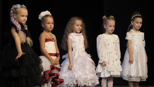 Кому достался титул «Мисс Очаровашка»?