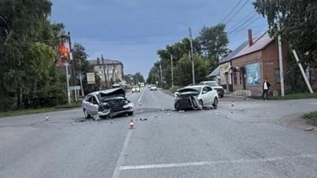 Щорса — Мичурина: авария на перекрёстке