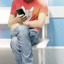 Бузулукским подросткам предлагали купить вредные вещества, документы и даже женщин (18+)