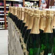 Оренбуржцы подсчитывают стоимость новогоднего стола 