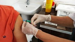 Новая вакцина от ковида для детей прошла все испытания 