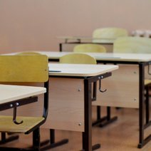 Телефон на уроке: на эту тему готовится новый законопроект 