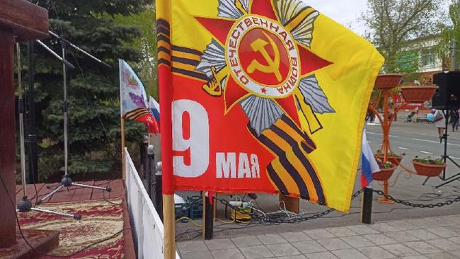 Какие ассоциации вызывает 9 Мая у россиян?