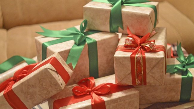 Кто имеет право на бесплатный подарок на Новый год?