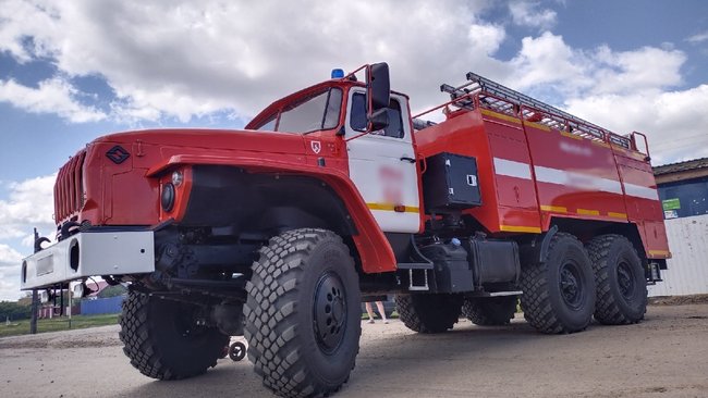 В селе Бузулукского района ранним утром горела хозпостройка 
