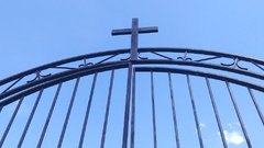 В Бузулуке врач-онколог, после операции которого умерла пациентка, избежал наказания (18+)