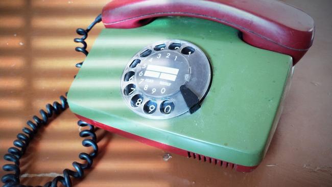 Как доказывают, что вызов ложный, и какое наказание применяют к нарушителям?