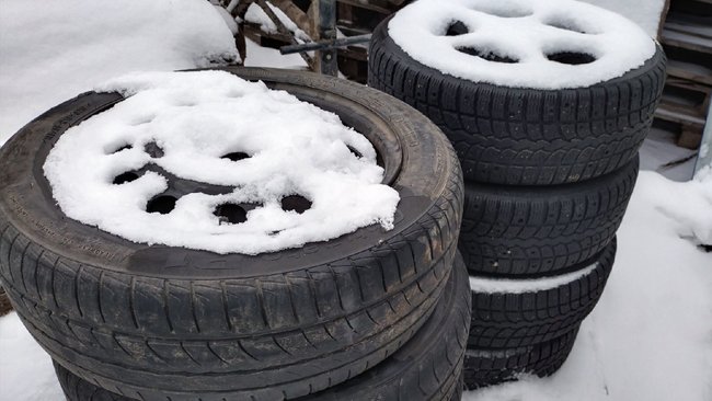 Жители Бузулука помогли мужчине, машина которого сломалась по дороге в зону СВО