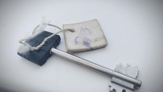 Сирота из Бузулука судилась с чиновниками за право на бесплатную квартиру