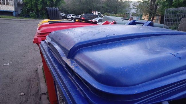 В Оренбургской области неизвестные похищают детали от мусорных контейнеров